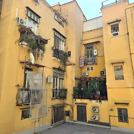 Oikia - Girasole Νάπολη